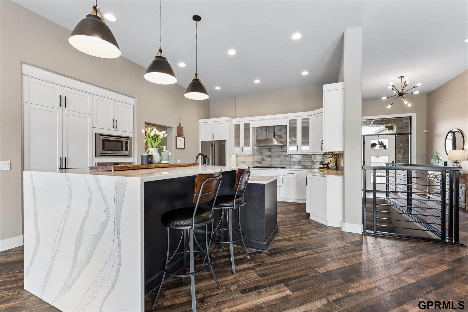 22321 Ponderosa Road, Gretna, NE 68028