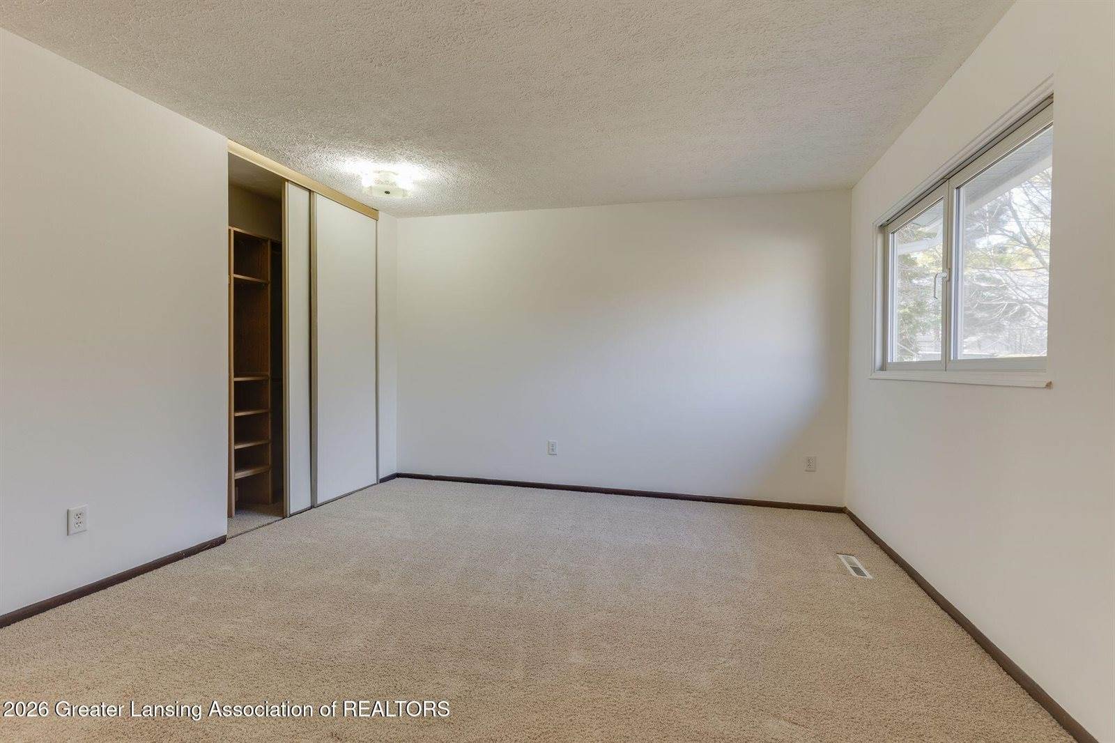 2127 Robinson Road, LansingCity_Ingham, MI 48910