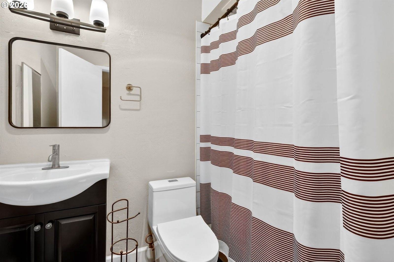 4 Touchstone, Lake Oswego, OR 97035