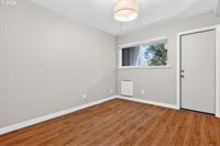 4 Touchstone, Lake Oswego, OR 97035