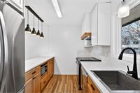 4 Touchstone, Lake Oswego, OR 97035