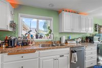 412 NW Rainwater Ln, Albany, OR 97321