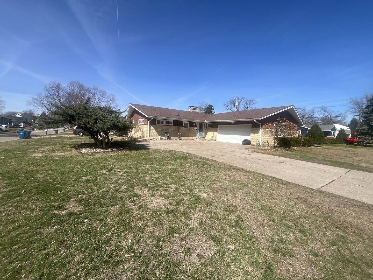 4019 5th Street, East Moline, IL 61244