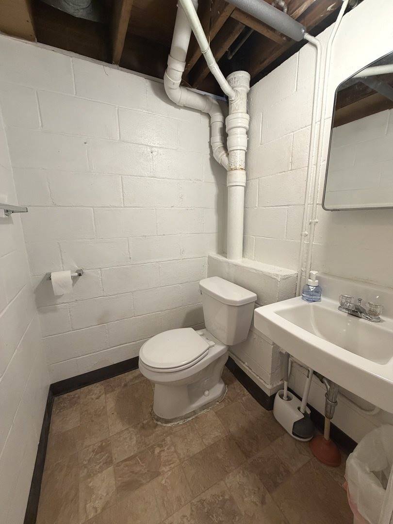 4019 5th Street, East Moline, IL 61244