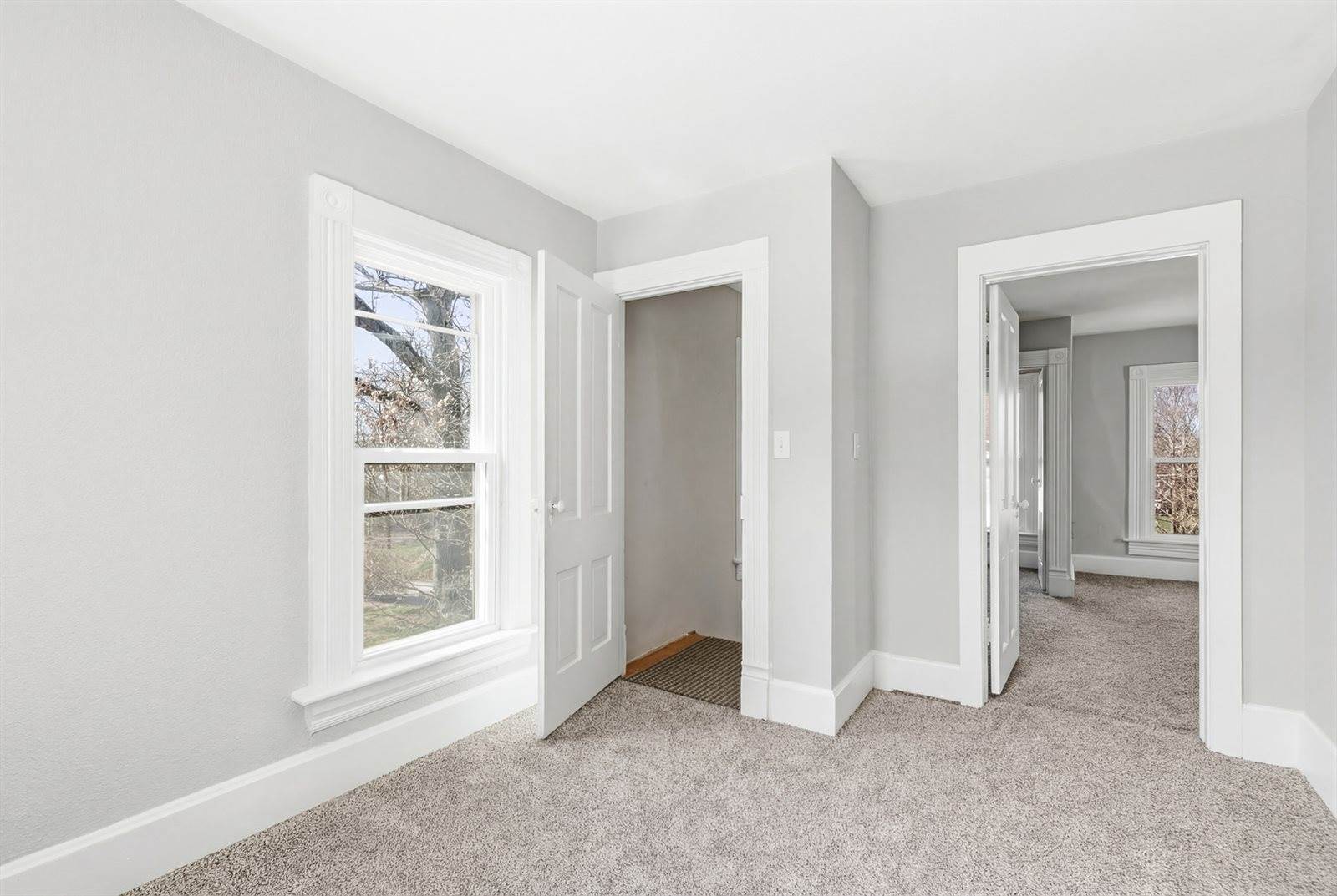 1210 3rd Street, Moline, IL 61265