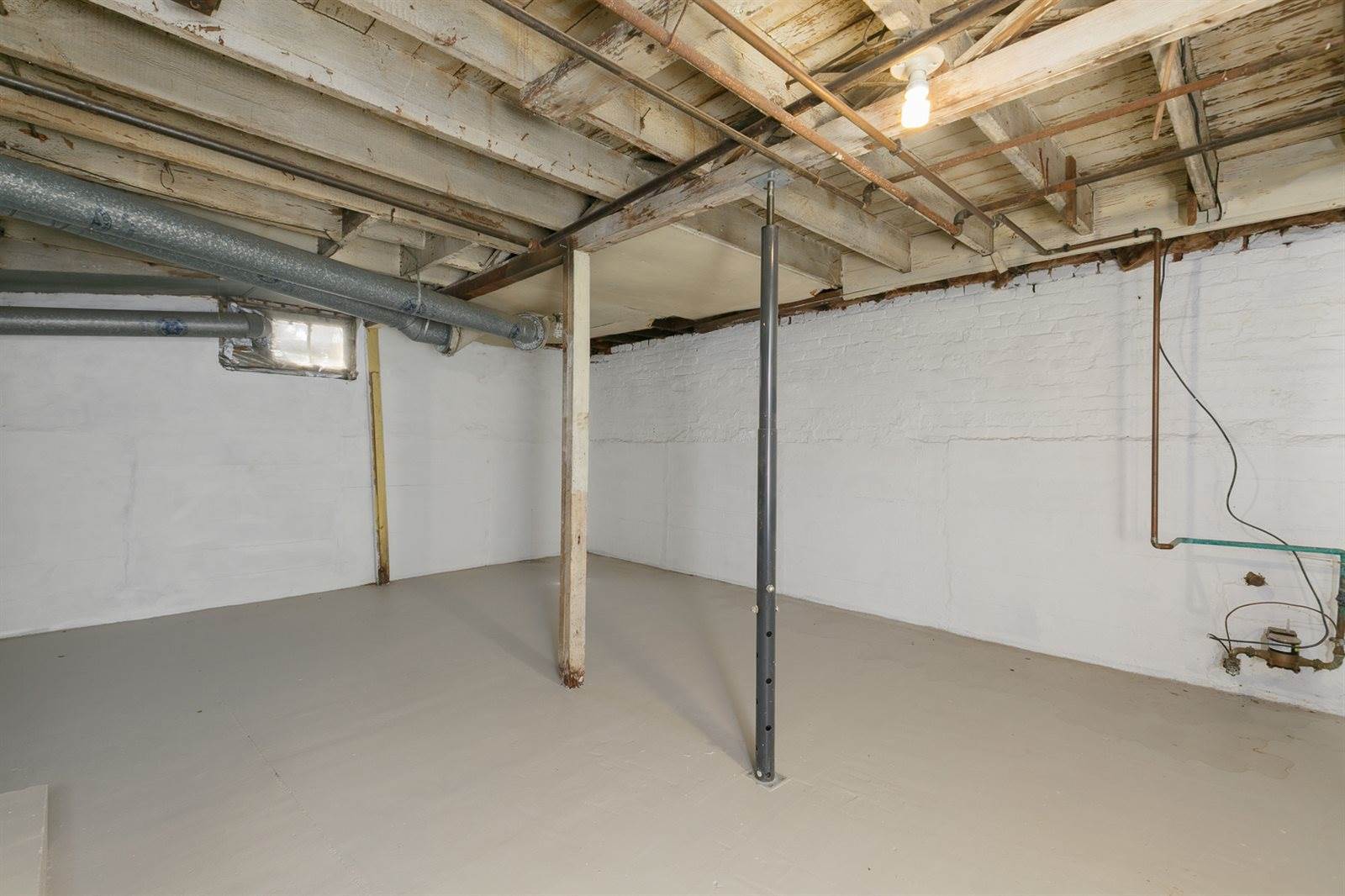 1210 3rd Street, Moline, IL 61265