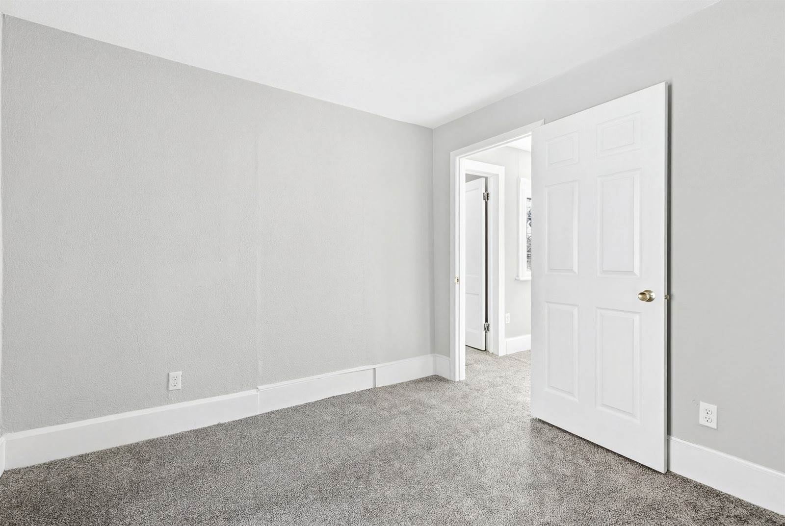 1210 3rd Street, Moline, IL 61265