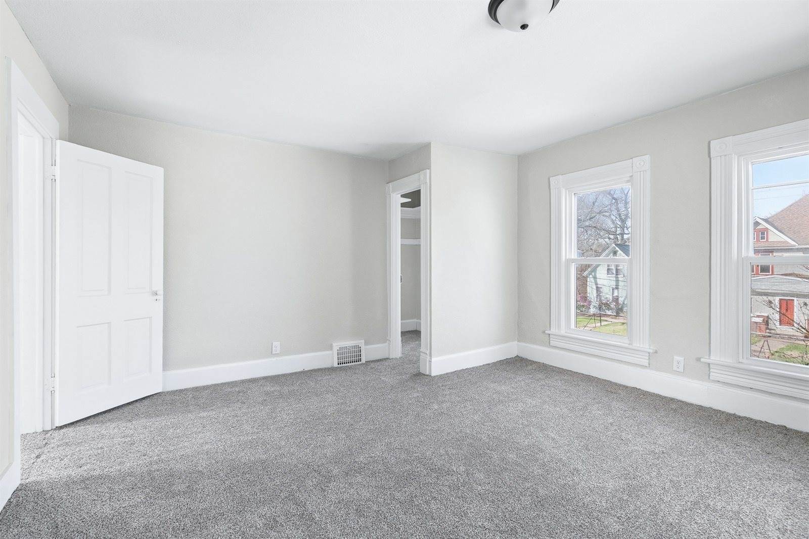 1210 3rd Street, Moline, IL 61265