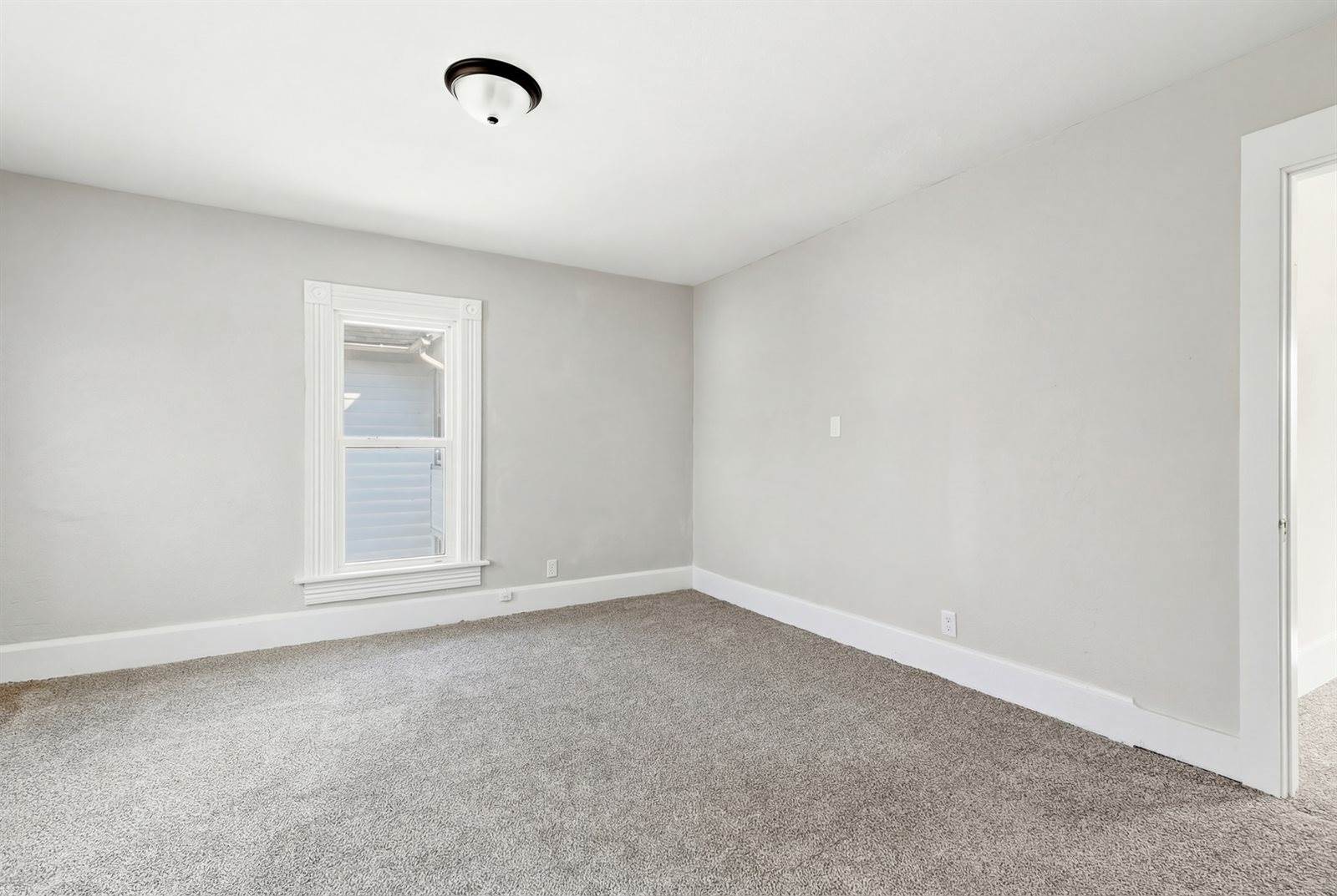 1210 3rd Street, Moline, IL 61265