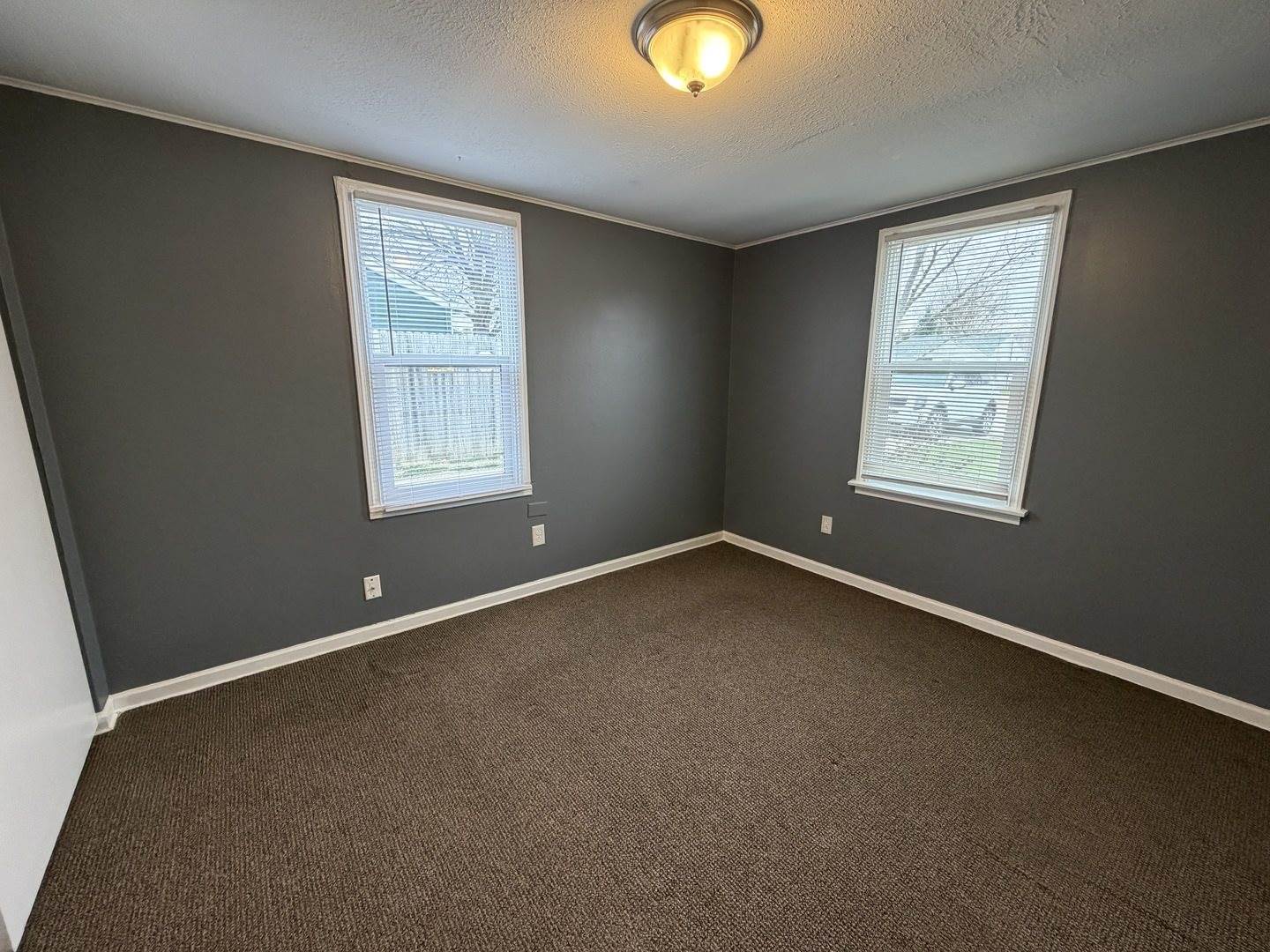 535 15th Avenue, Silvis, IL 61282