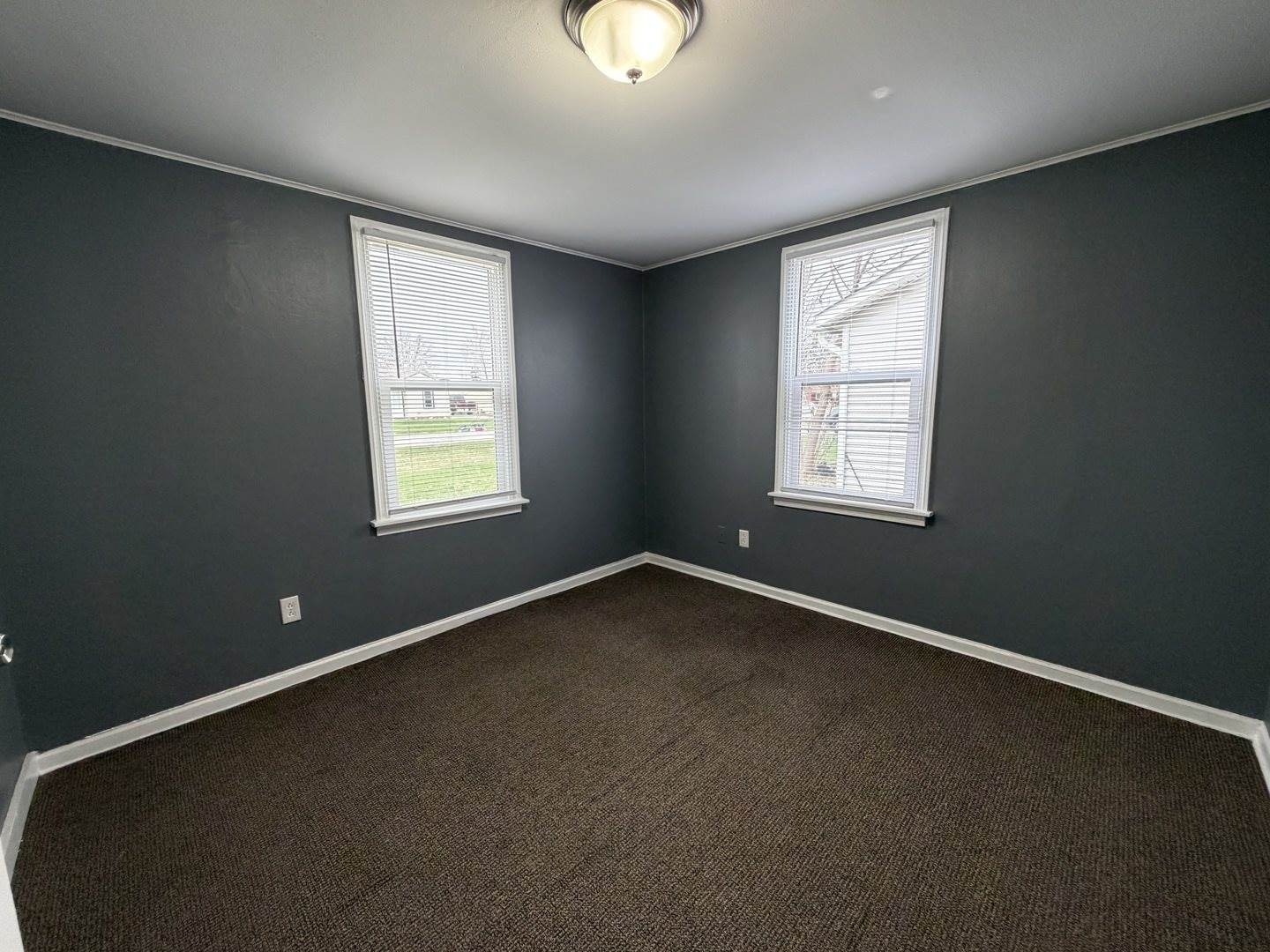 535 15th Avenue, Silvis, IL 61282