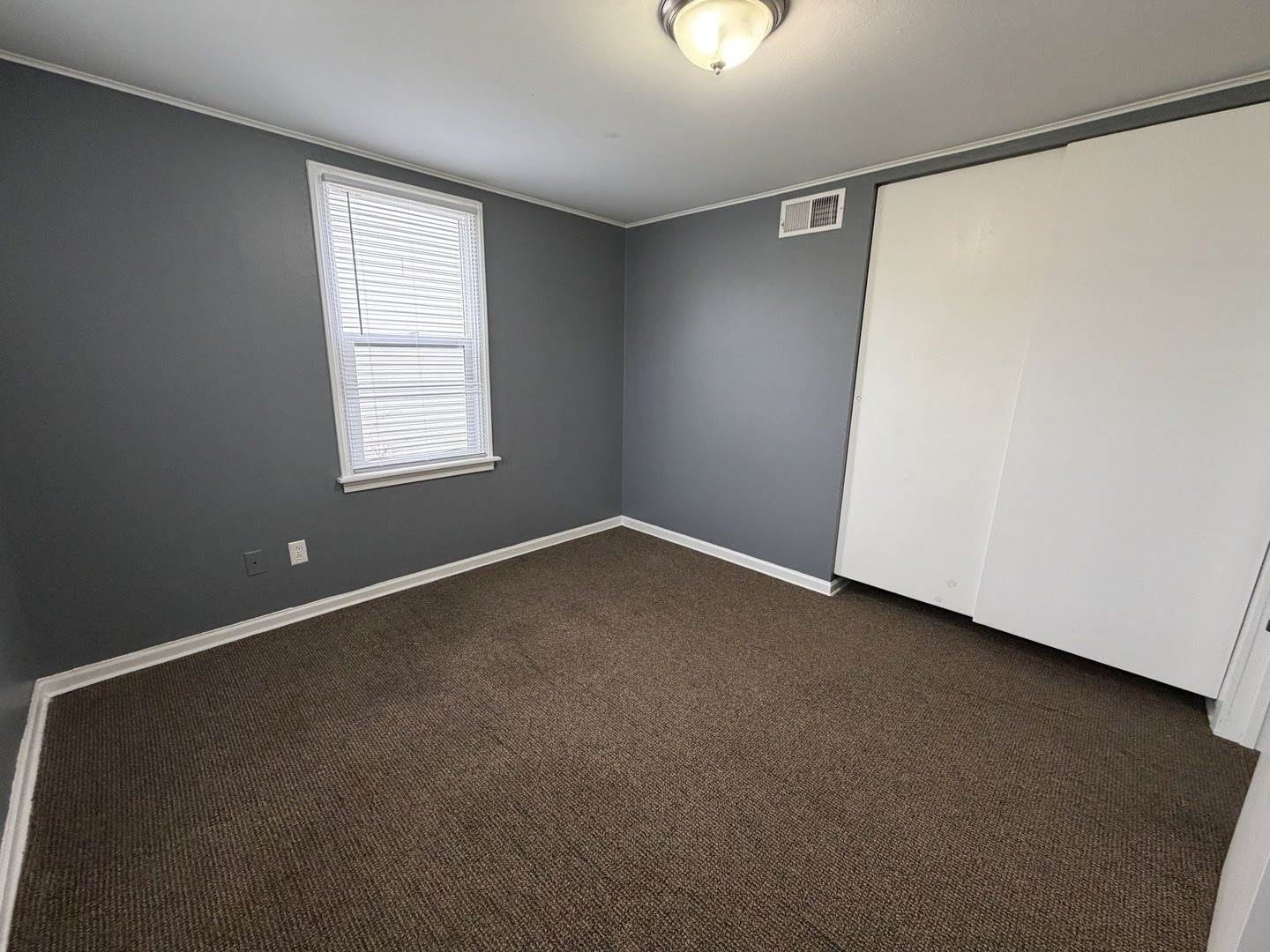 535 15th Avenue, Silvis, IL 61282