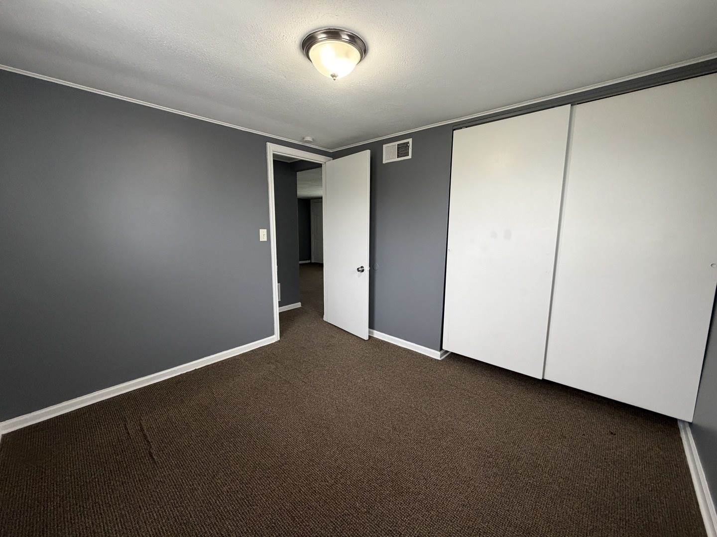 535 15th Avenue, Silvis, IL 61282