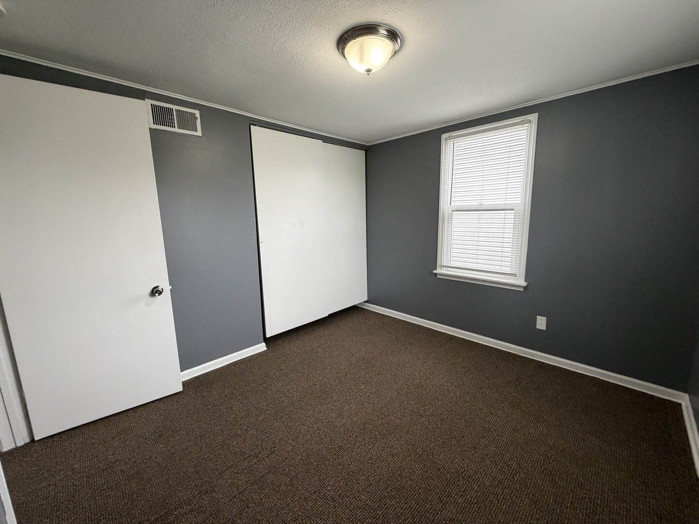 535 15th Avenue, Silvis, IL 61282