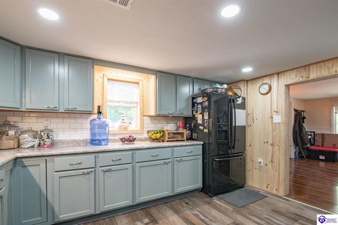 1543 Jim Clark Road, New Haven, KY 40051