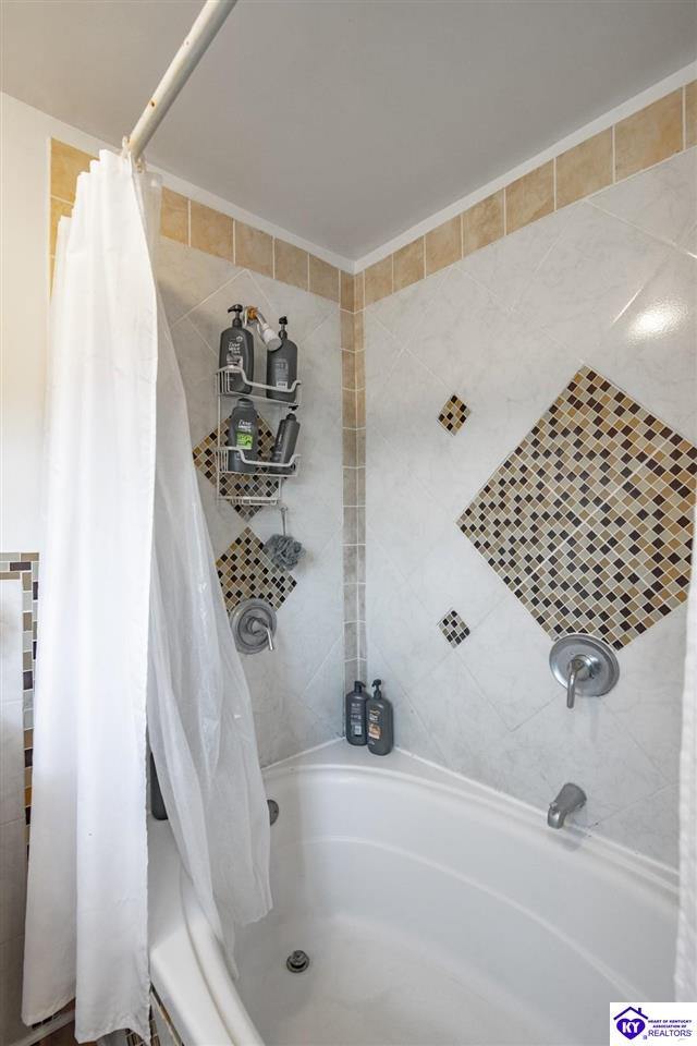 1543 Jim Clark Road, New Haven, KY 40051