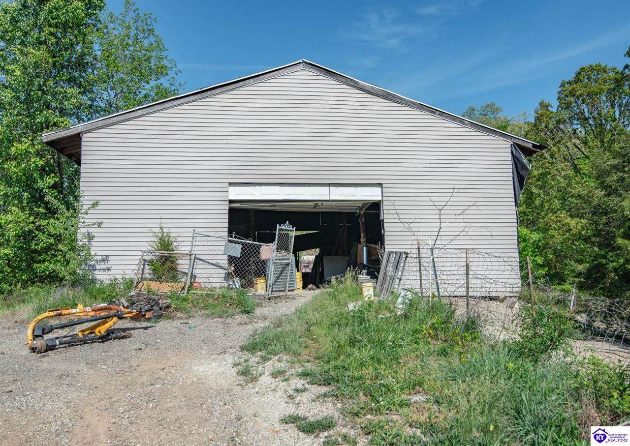 1543 Jim Clark Road, New Haven, KY 40051