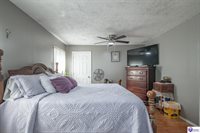1543 Jim Clark Road, New Haven, KY 40051