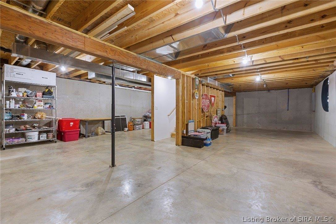 616 Castetter Road, Henryville, IN 47126
