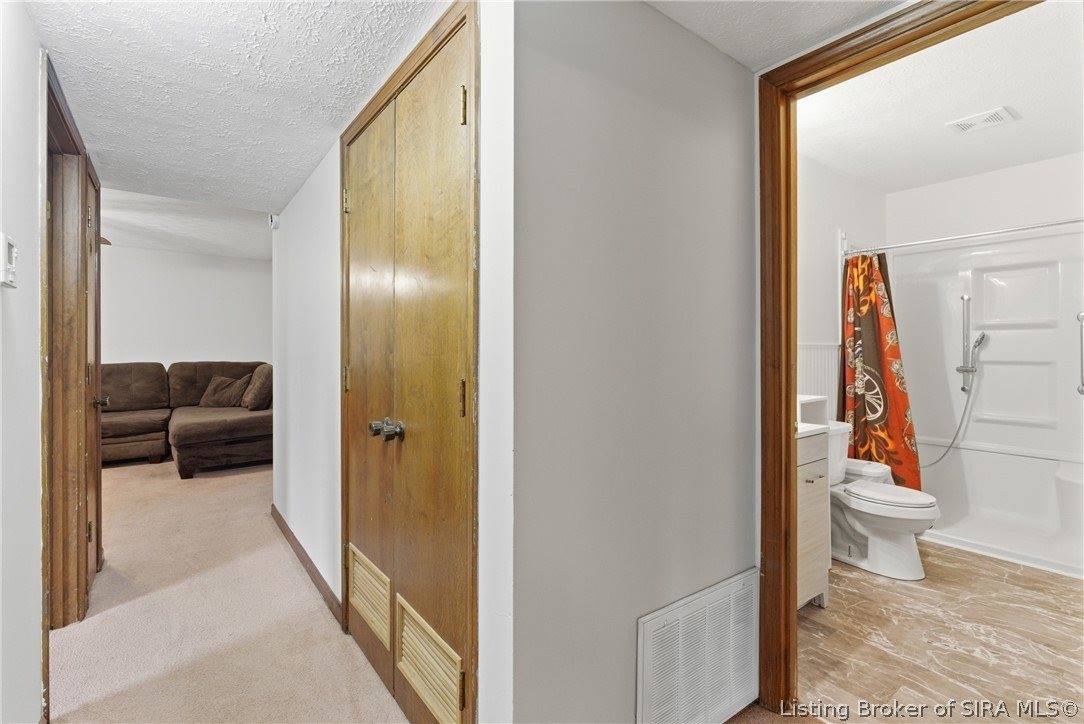 339 Bohart Lane, Charlestown, IN 47111