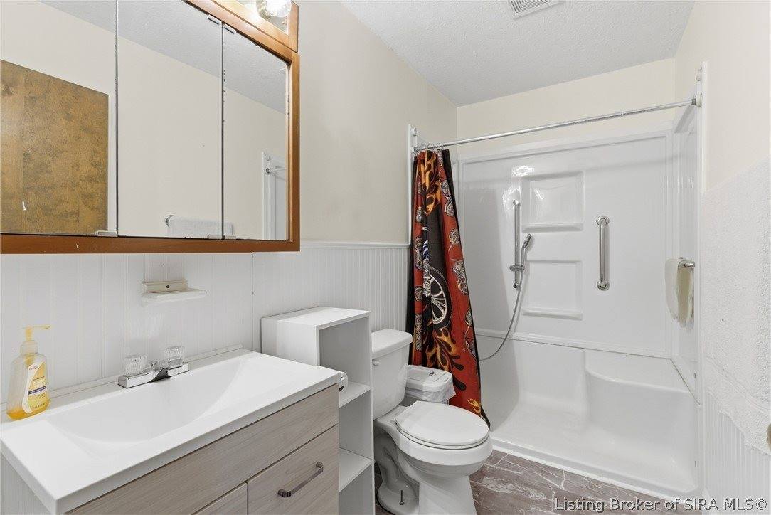 339 Bohart Lane, Charlestown, IN 47111