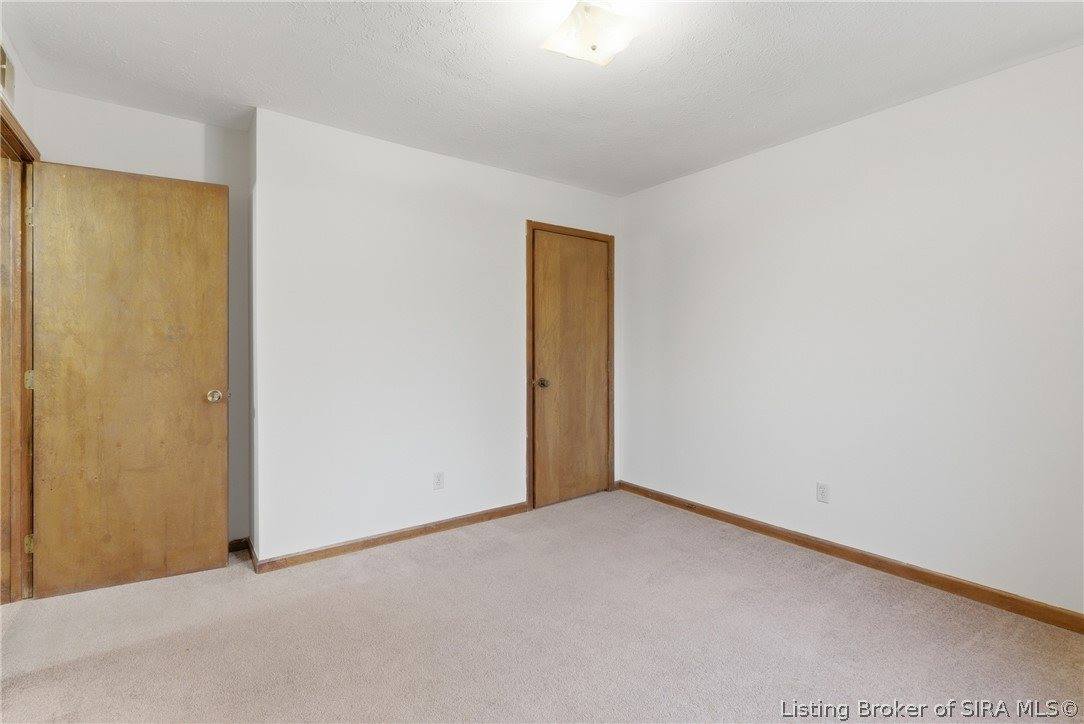 339 Bohart Lane, Charlestown, IN 47111