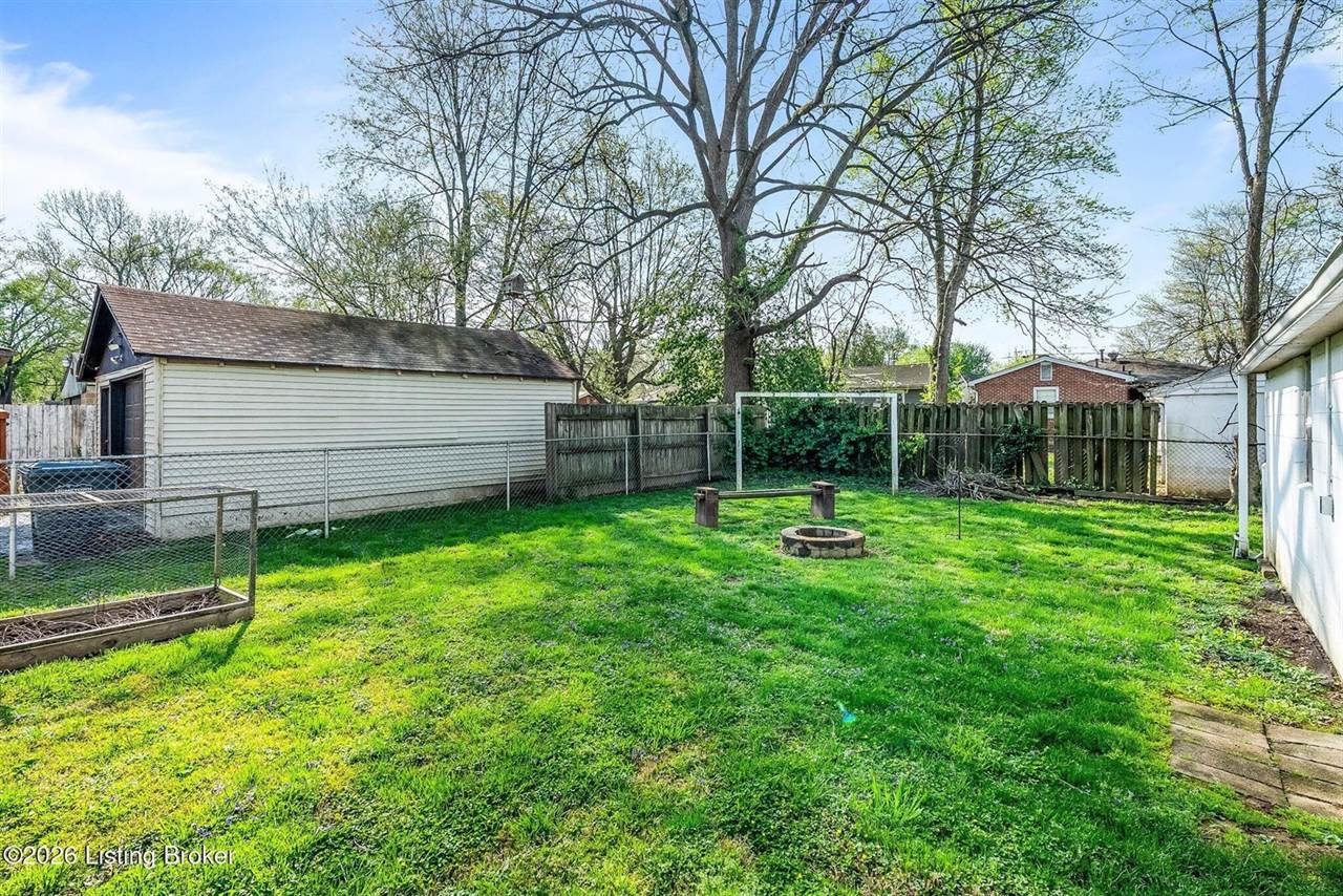 2512 Franklin Ave, Louisville, KY 40216