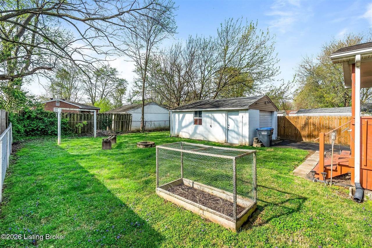 2512 Franklin Ave, Louisville, KY 40216