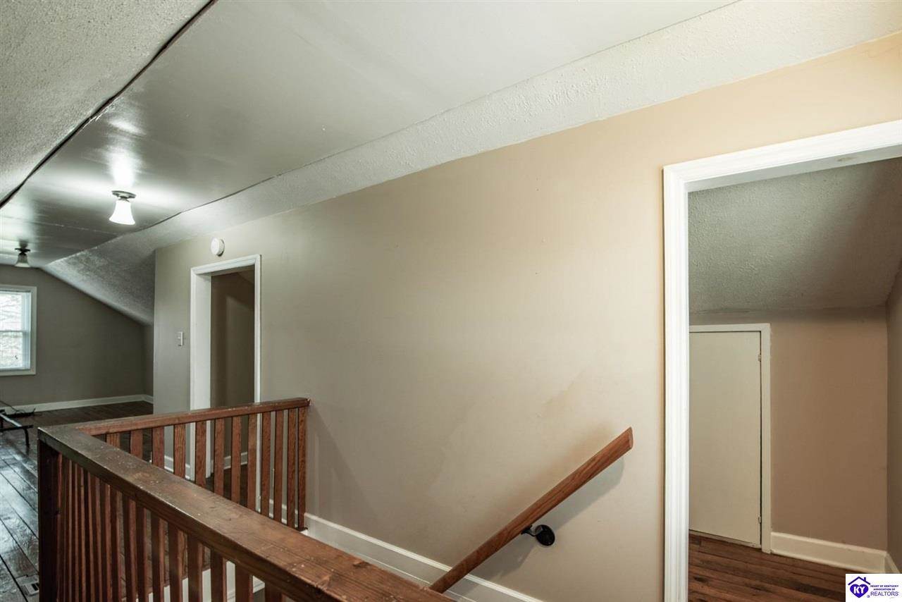 343 High Street, Vine Grove, KY 40175