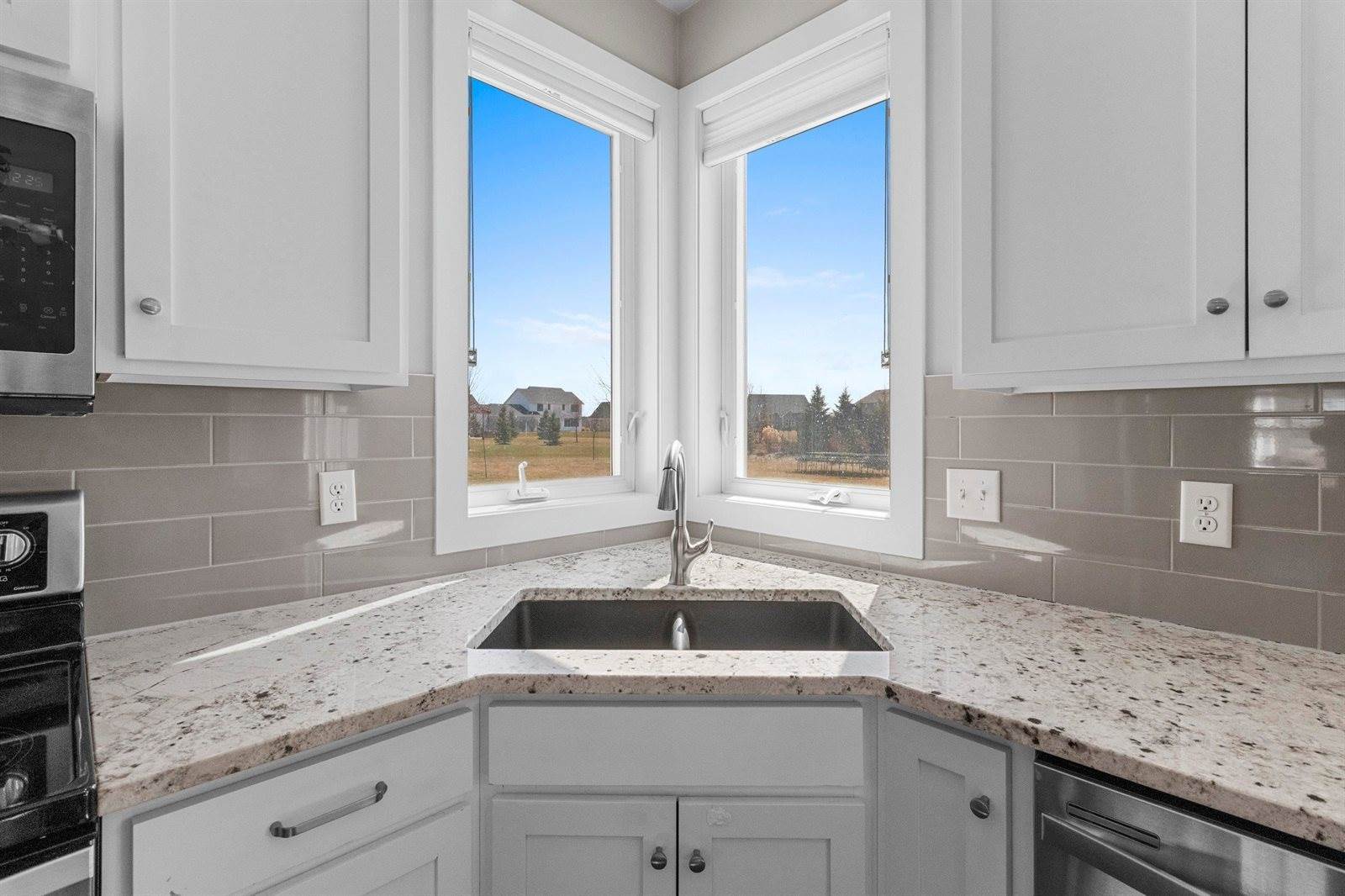 5485 North Amethyst Drive, Appleton, WI 54913