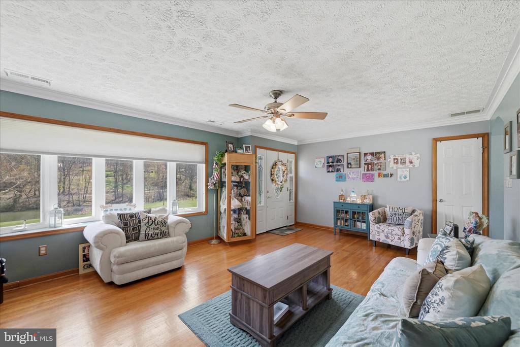 4001 Bentonville Road, Bentonville, VA 22610