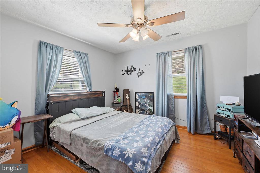 4001 Bentonville Road, Bentonville, VA 22610