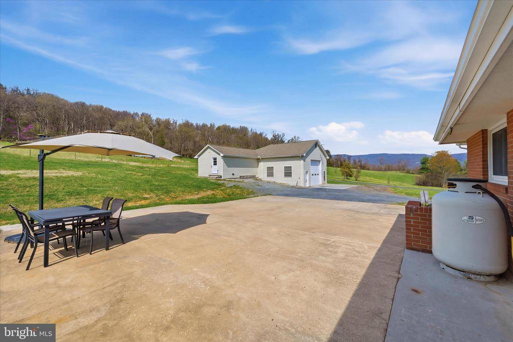 4001 Bentonville Road, Bentonville, VA 22610