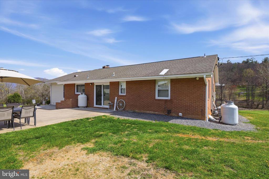 4001 Bentonville Road, Bentonville, VA 22610