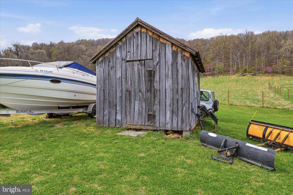 4001 Bentonville Road, Bentonville, VA 22610