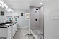 4001 Bentonville Road, Bentonville, VA 22610