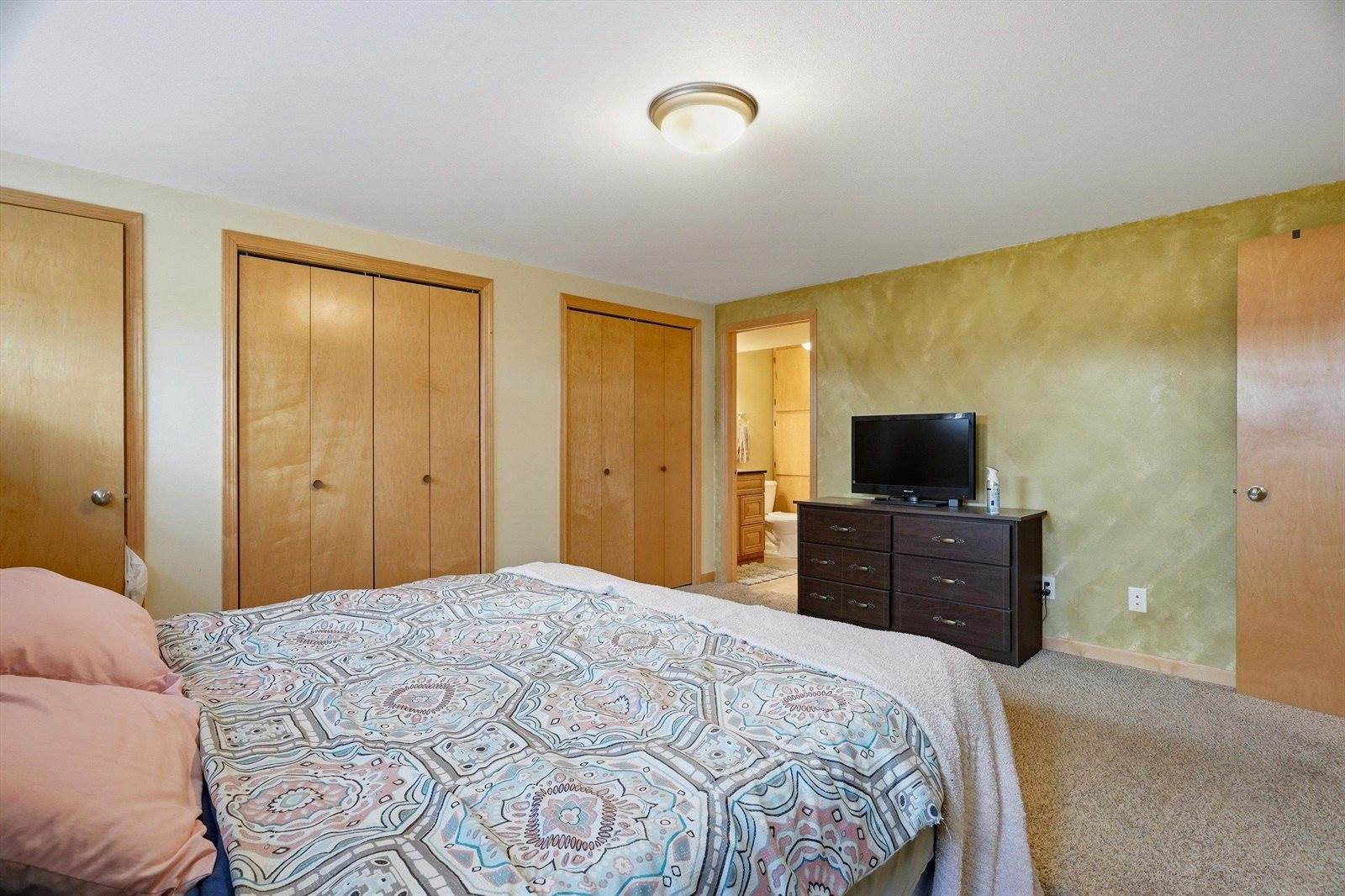 1709 N Hume Avenue, Marshfield, WI 54449