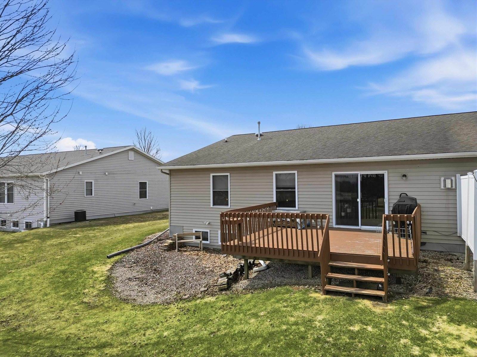1709 N Hume Avenue, Marshfield, WI 54449