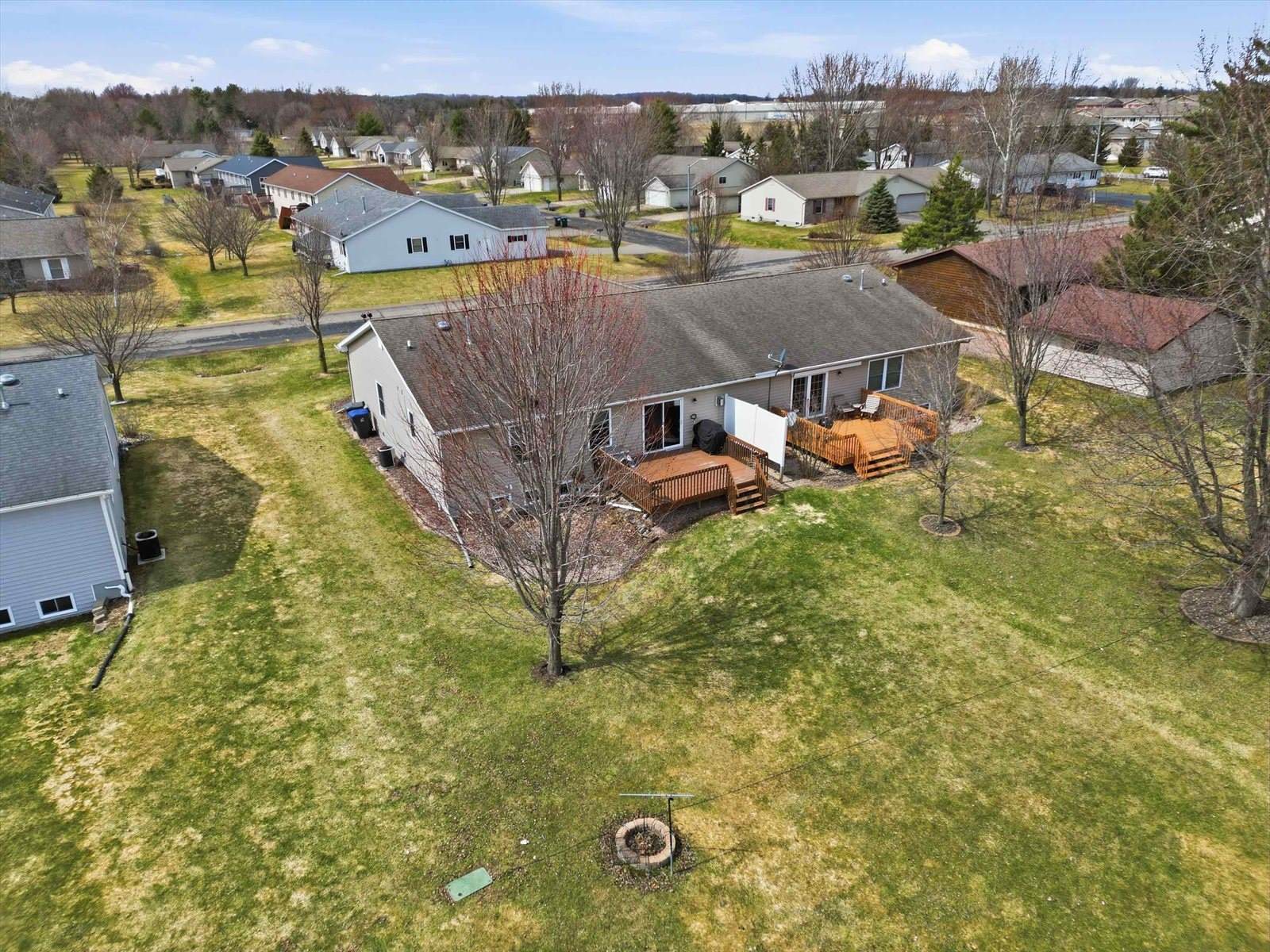 1709 N Hume Avenue, Marshfield, WI 54449