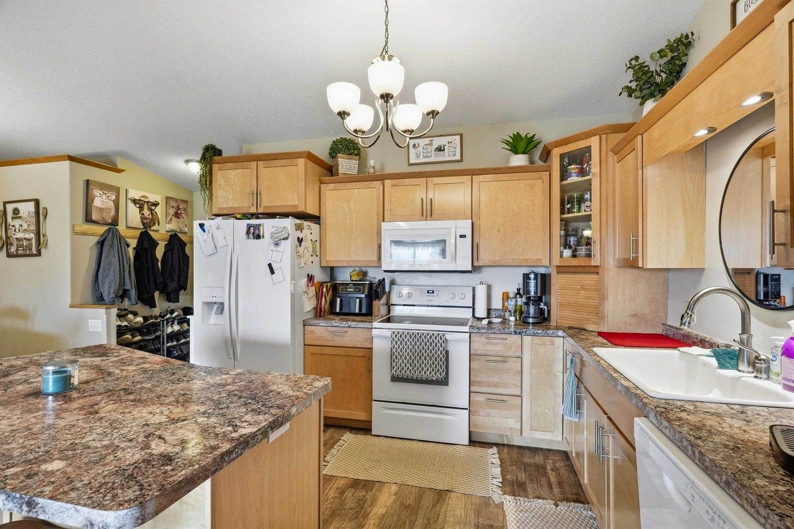 1709 N Hume Avenue, Marshfield, WI 54449