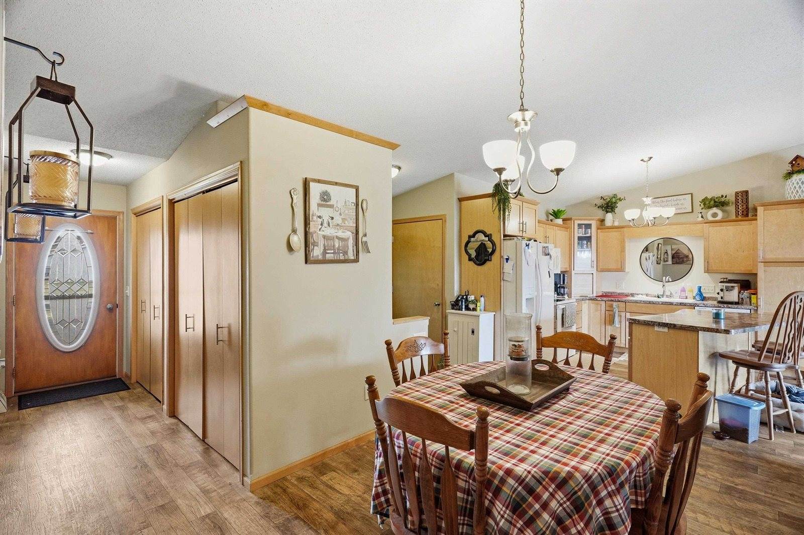 1709 N Hume Avenue, Marshfield, WI 54449