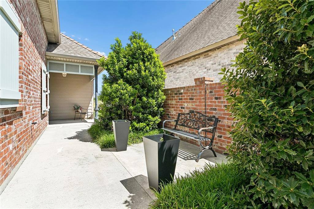 326 Nicklaus Drive, Slidell, LA 70458