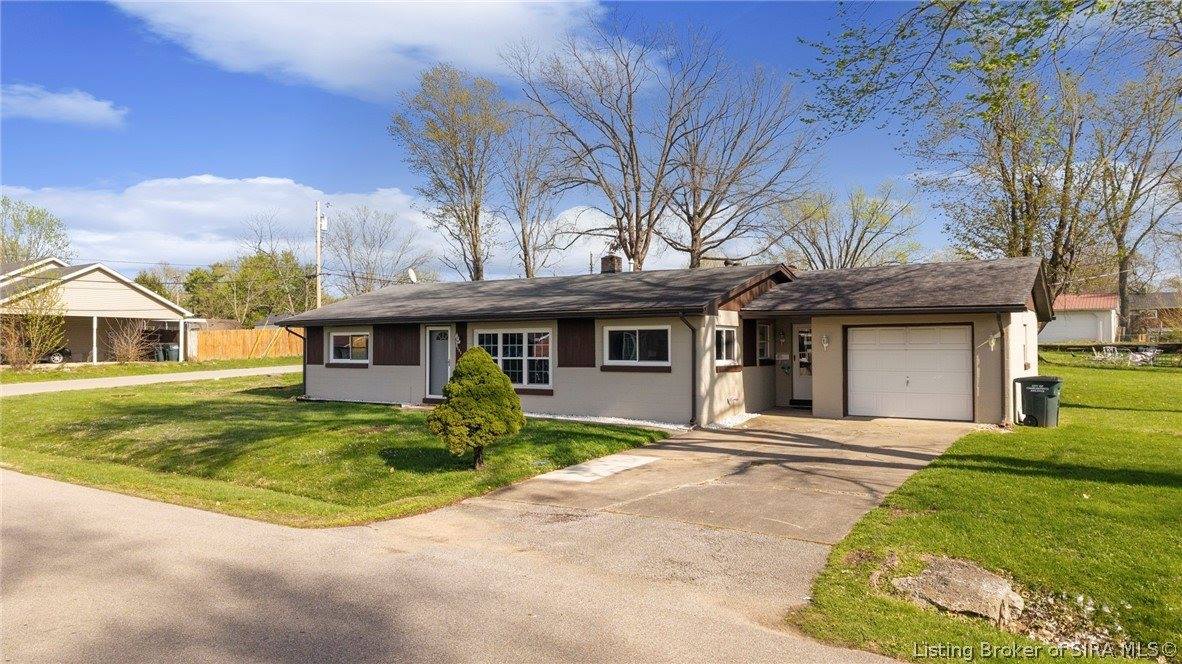 1242 Lindsey Street, Charlestown, IN 47111