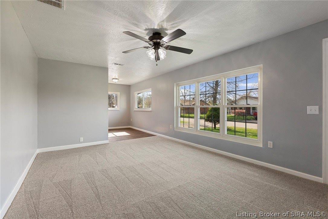 1242 Lindsey Street, Charlestown, IN 47111