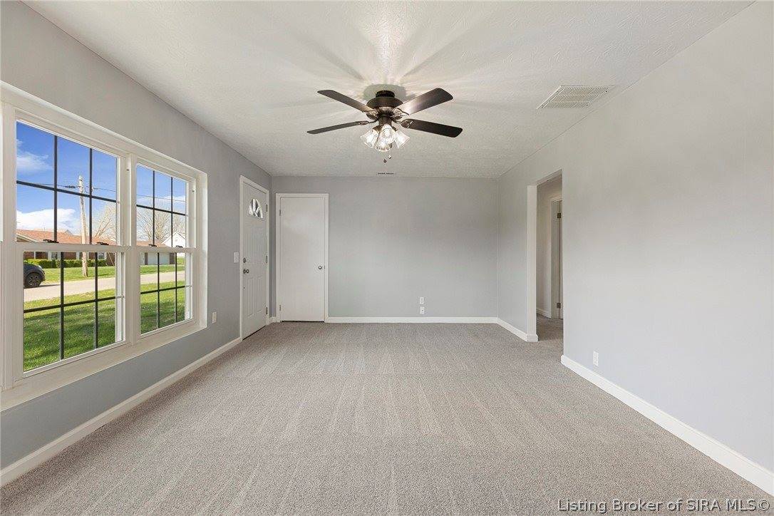 1242 Lindsey Street, Charlestown, IN 47111