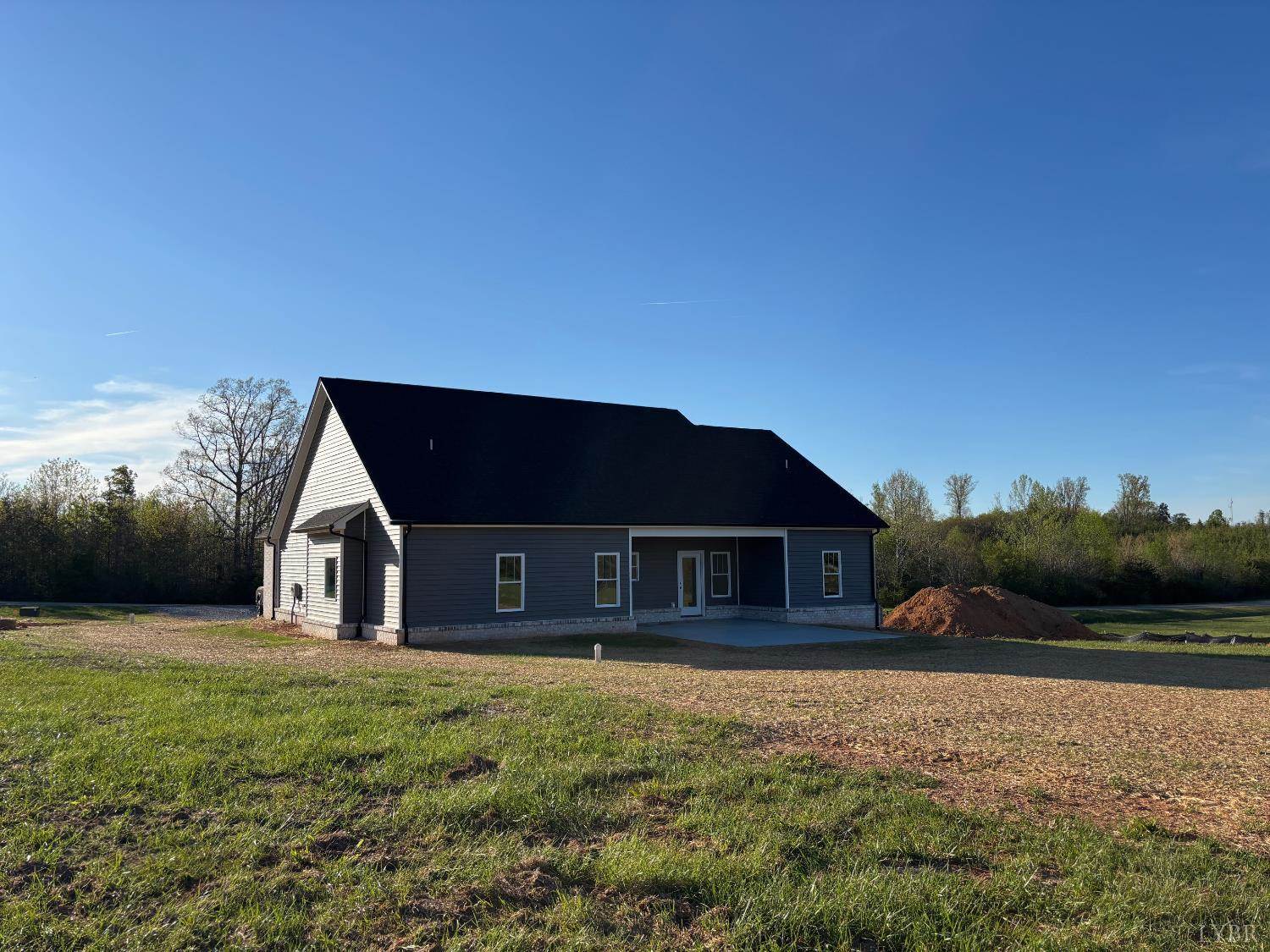 10402 Leesville Road, Lynch Station, VA 24571