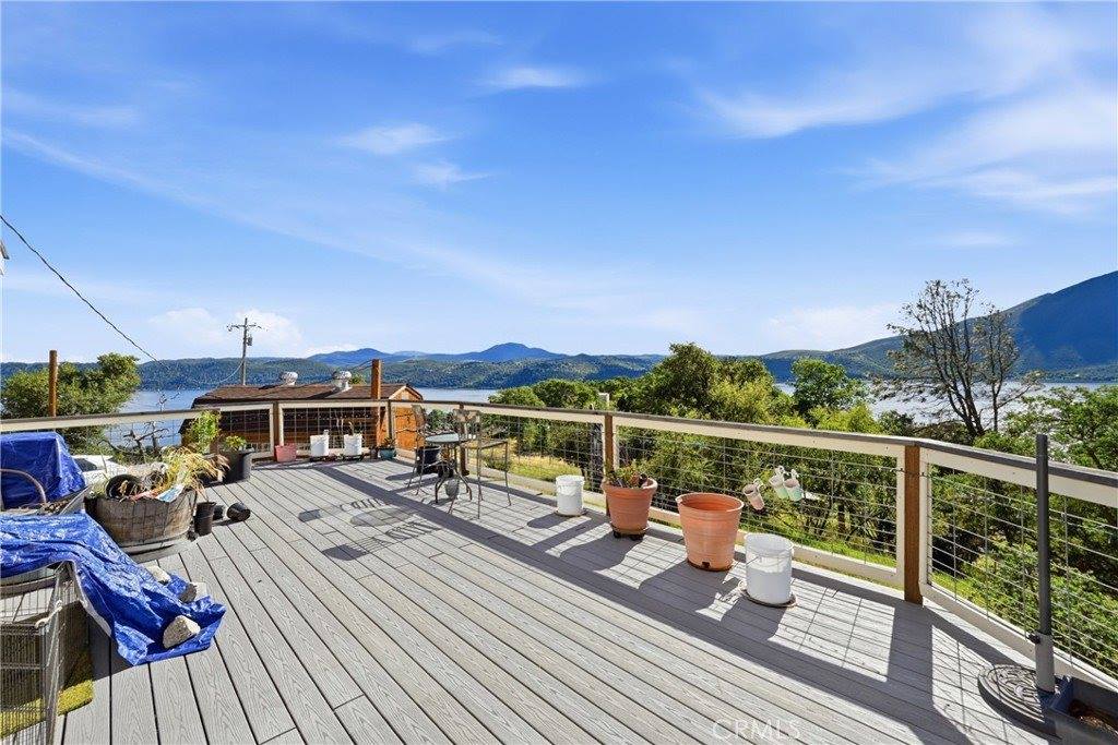 2950 Mira Vista Lane, Clearlake, CA 95422