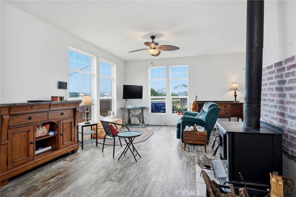 2950 Mira Vista Lane, Clearlake, CA 95422