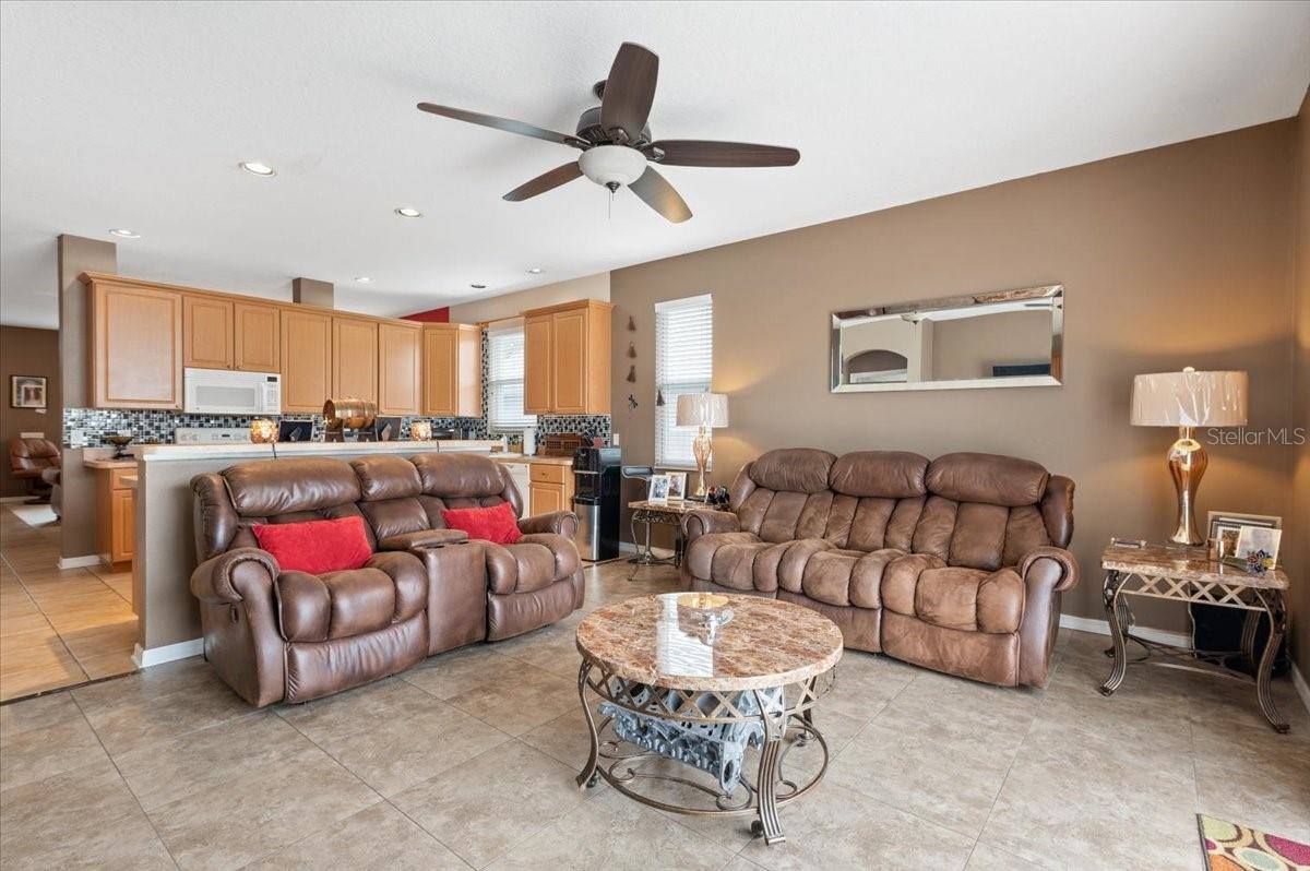 5742 48th Street Circle East, Bradenton, FL 34203