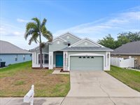 5742 48th Street Circle East, Bradenton, FL 34203